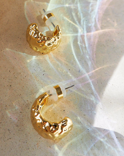 Luvente Yellow Gold Hoop Earrings — Màti