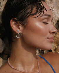 The Coquille Studs Set view 2